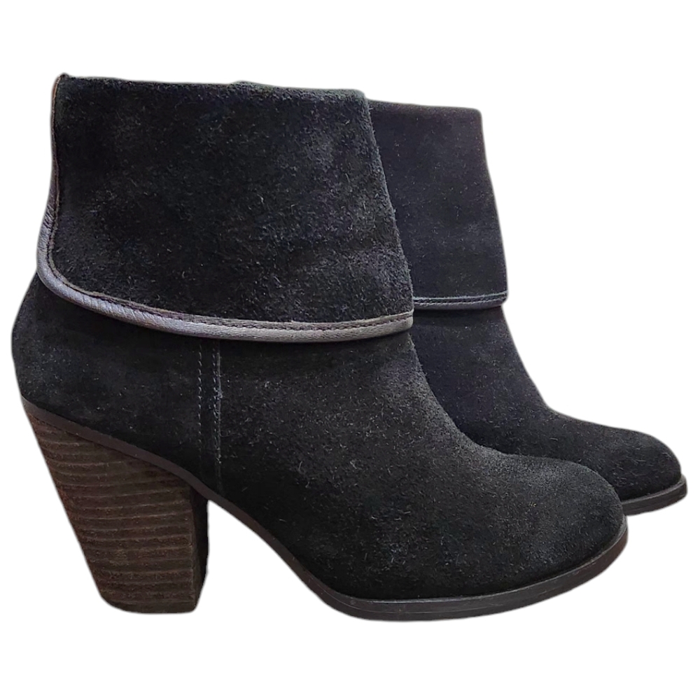 Vince Camuto Hamilton Black Suede Leather Block Heel Ankle Boots Booties